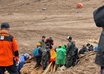 Longsor Cisarua KBB: 10 Tewas, 82 Warga Masih Hilang